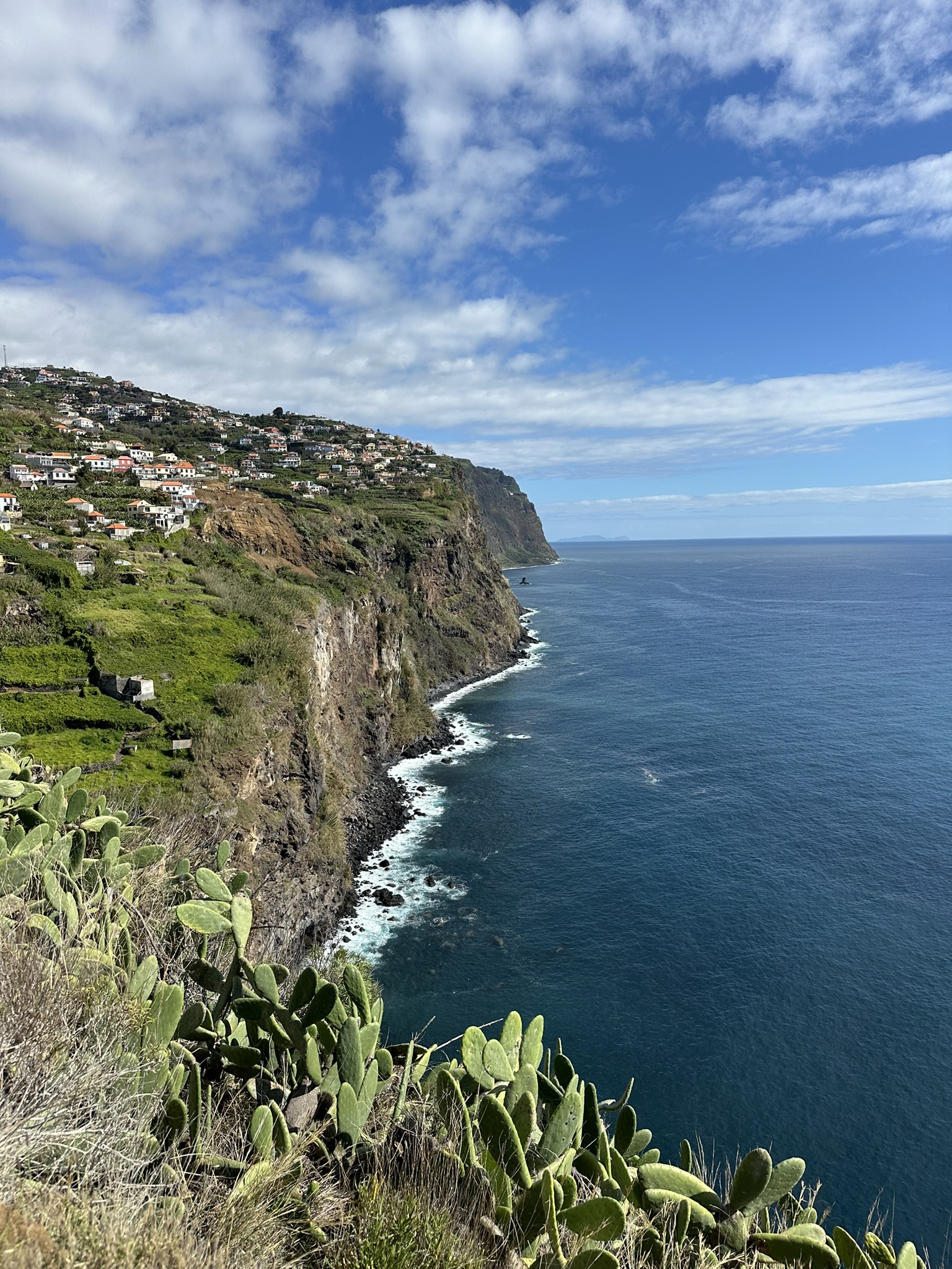 Miradouro do Cascalho in Ponta do Sol - Outdoor & Adventure showing the main attraction and surrounding landscape