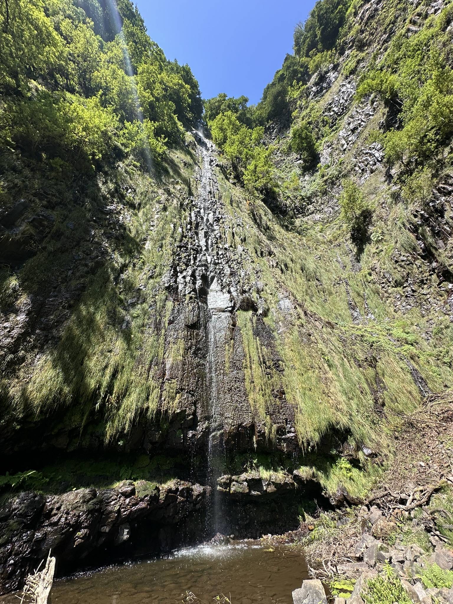 Água D'Alto Waterfall Trail