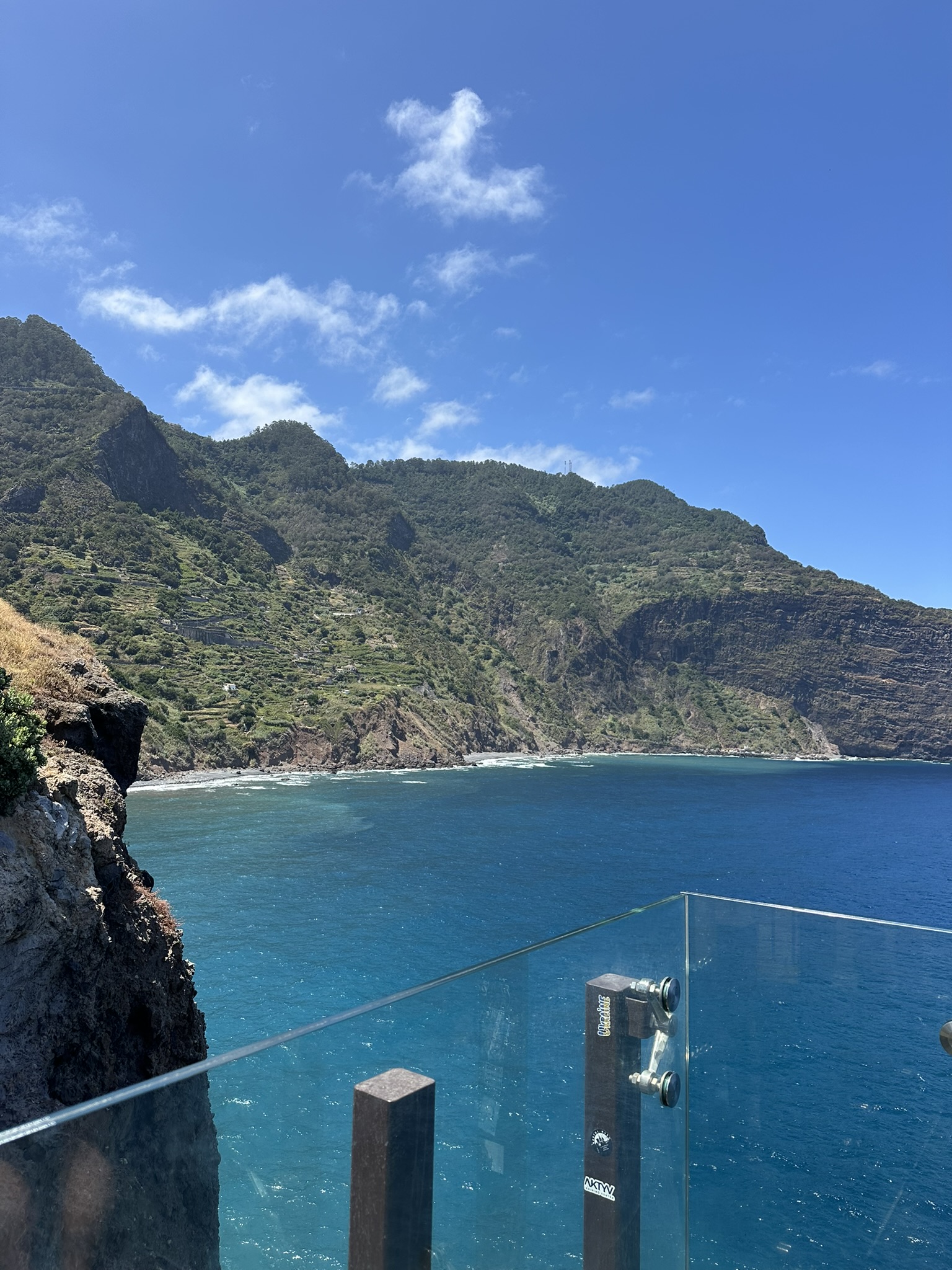 Miradouro do Guindaste in Faial - Outdoor & Adventure showing the main attraction and surrounding landscape (image 1 of 2)