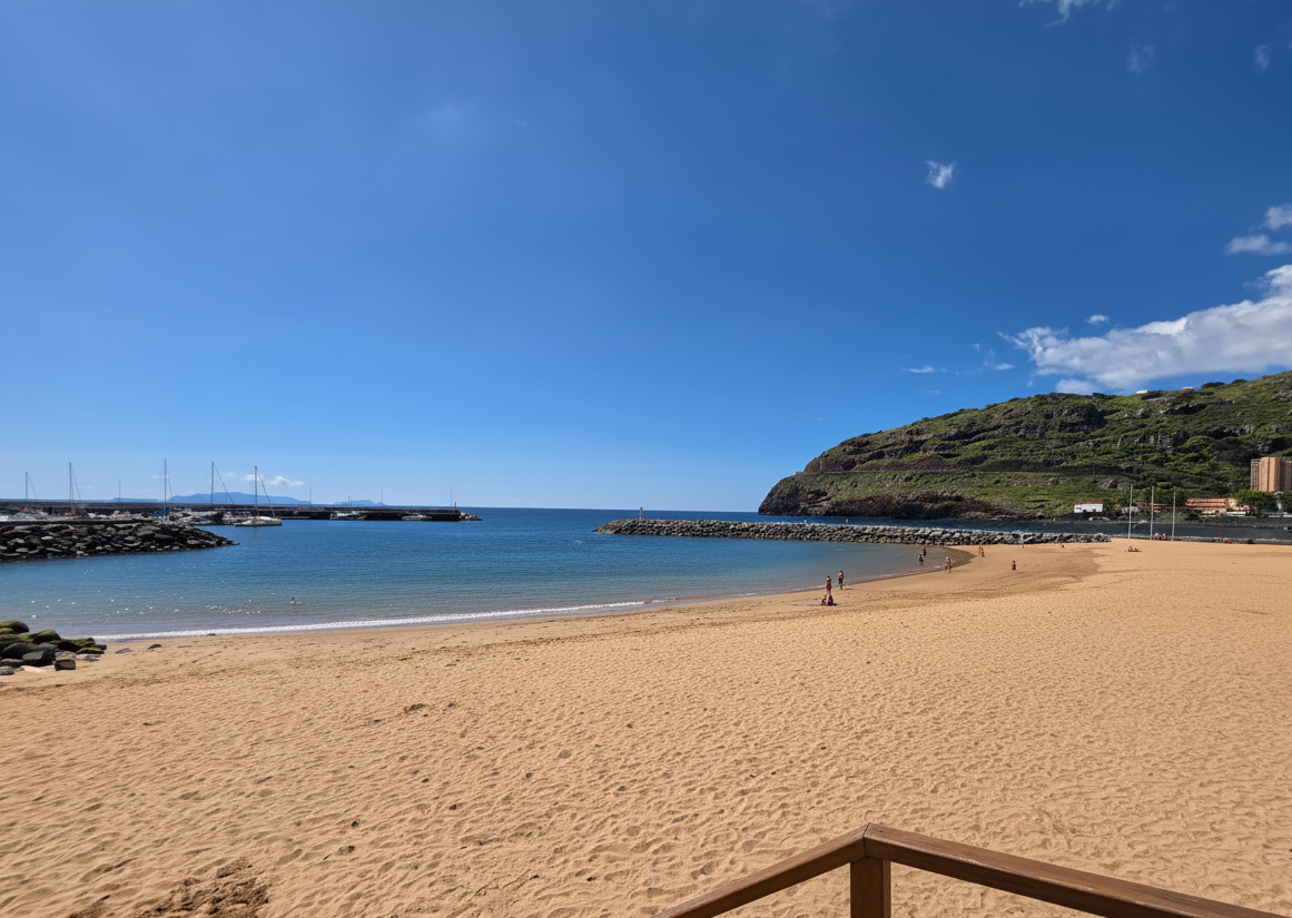 Praia de Machico in Machico - Beach & Water showing the main attraction and surrounding landscape